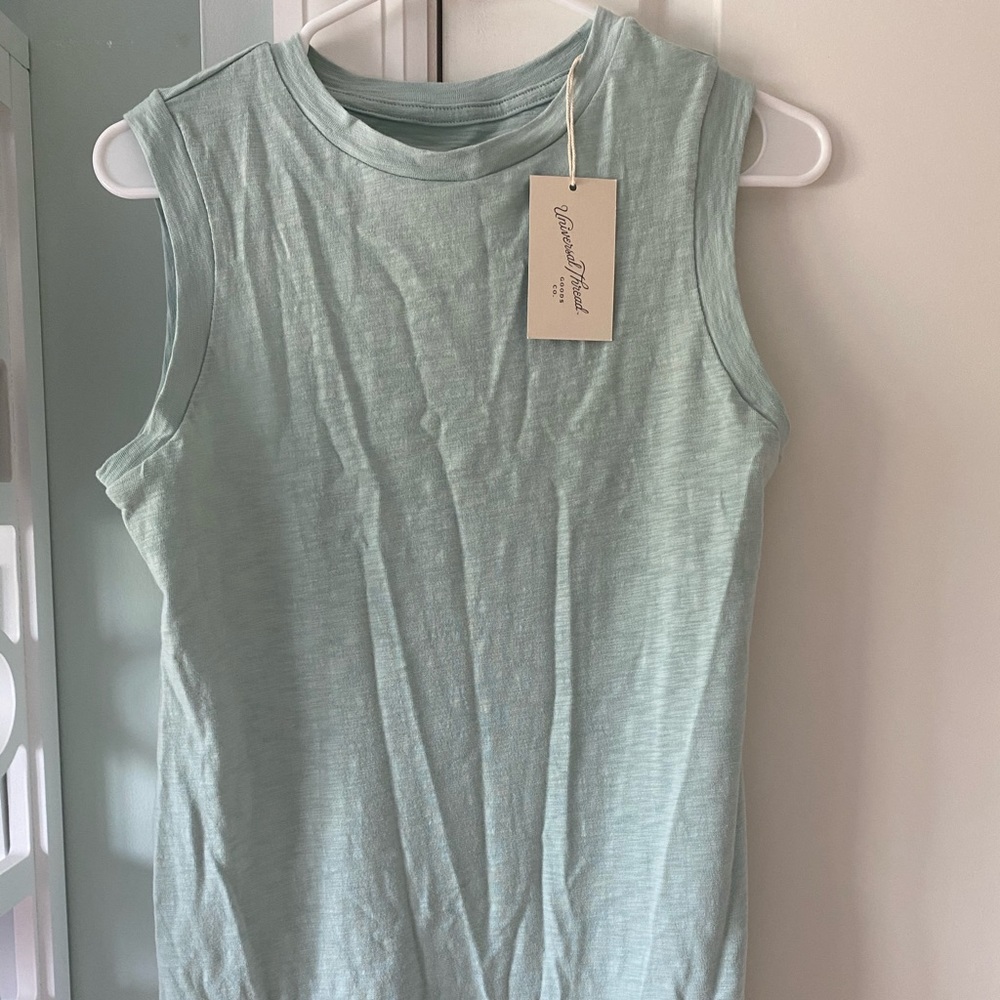 Women’s Universal Thread Sleeveless Knit Dress